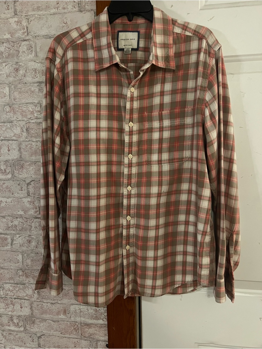 American Eagle Outfitters Plaid Button-Down Shirt in Olive & Coral & White